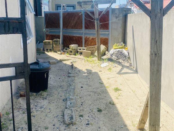 3 Bedroom Property for Sale in Kuyasa Northern Cape